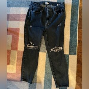 Good American Always Fits ripped skinny jeans